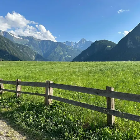 アパート Loft In The Alps Penthouse シュヴェンダウ