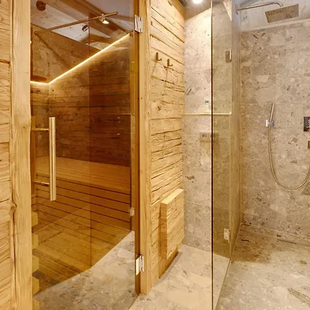 Loft In The Alps Penthouse アパート