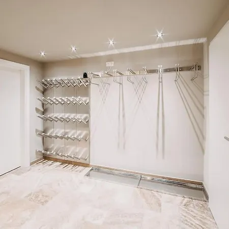 Loft In The Alps Penthouse Apartment *